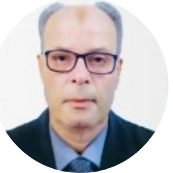 السيد الأستاذ / طارق ابراهيم عبدالسلام